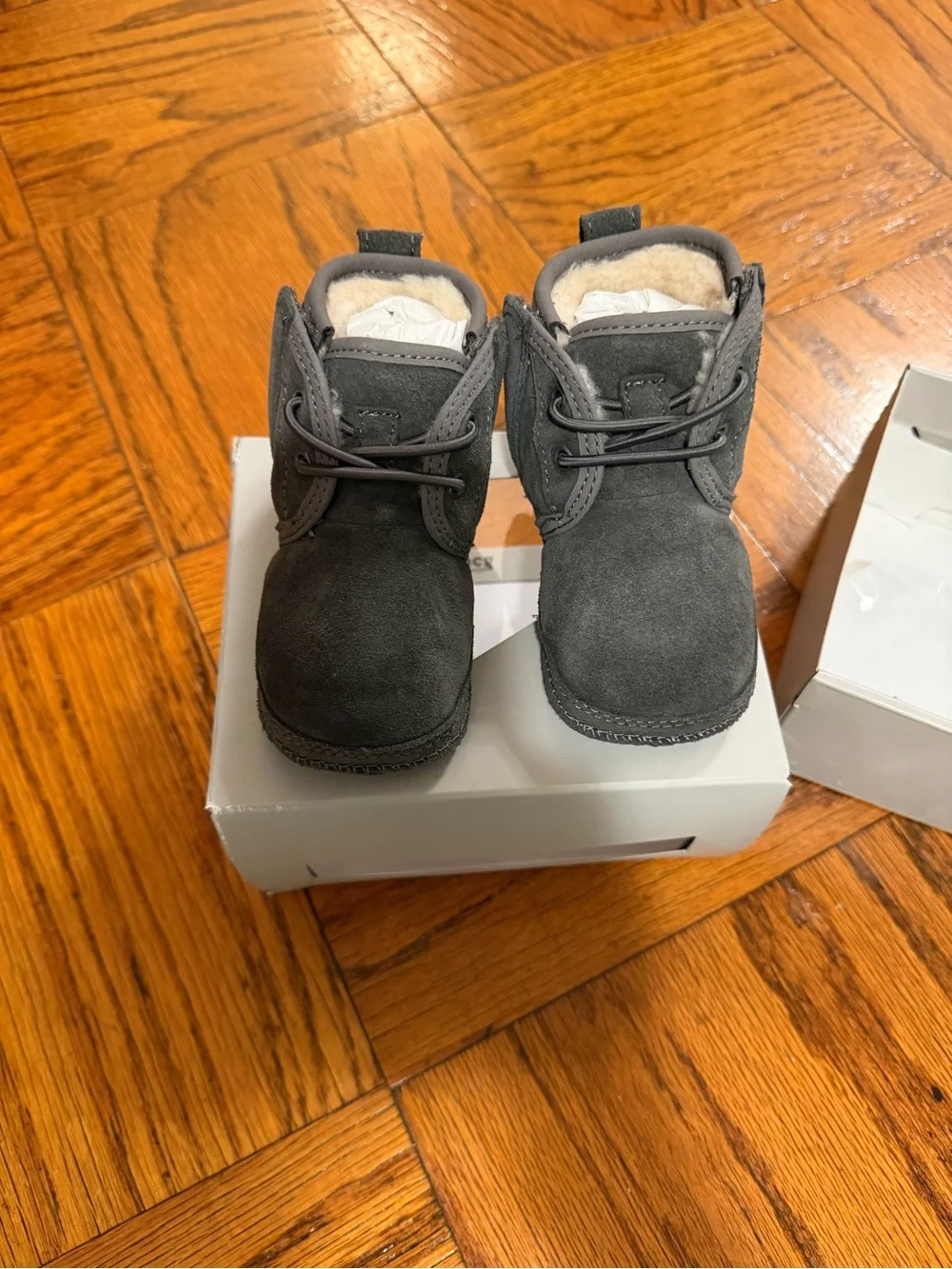New - UGG Baby Charcoal Gray Lace-Up Boots size 2/3
